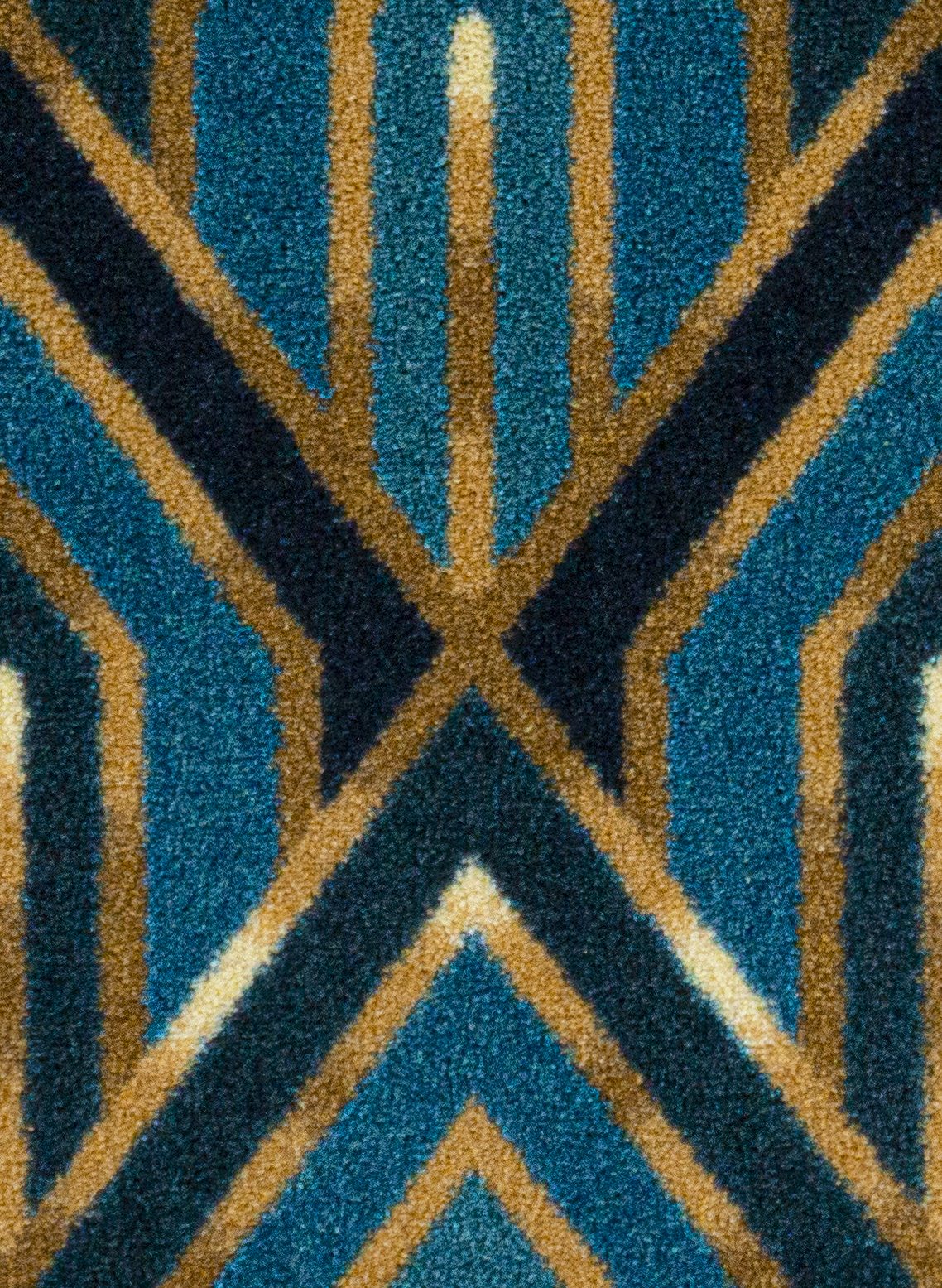 Pinnacle carpet in Azure — full 18.75 inch pattern repeat
